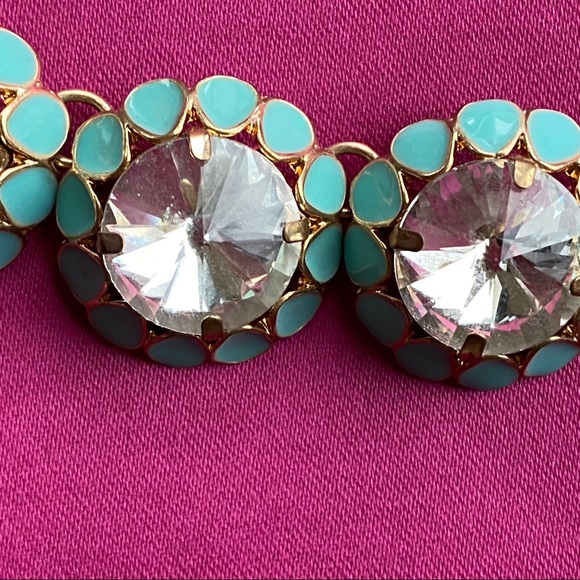 Top it Off Necklace - Picture 6 of 7